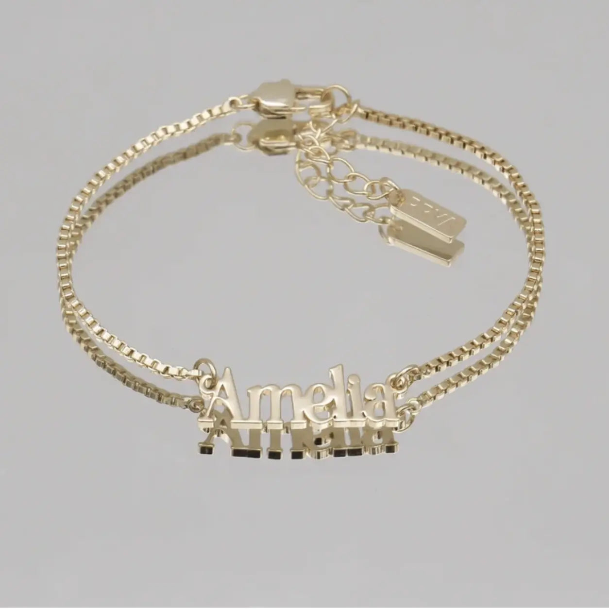 Bracelet prénom français personnalisé en finition or